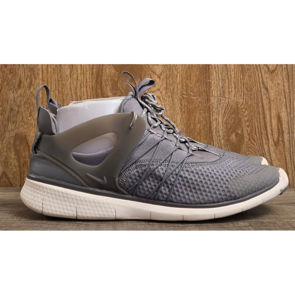 Nike Free Viritous Low Top Sneakers Shoes‎ Womens Size 8 Gray